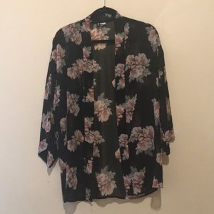 Gorgeous Floral Kimono H&M